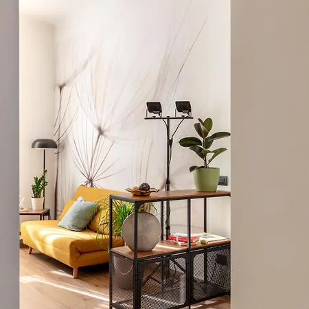 The House Of Dandelions - Duomo In 15min By Metro M3 Апартаменты Милан