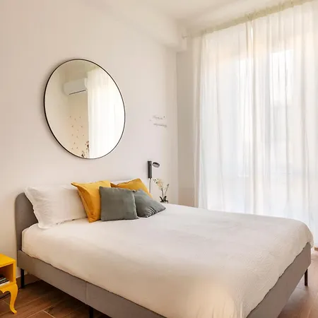 The House Of Dandelions - Duomo In 15min By Metro M3 Апартаменты *